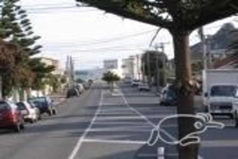 Photo of property in 74f6 Freyberg Street, Lyall Bay, Wellington, 6022