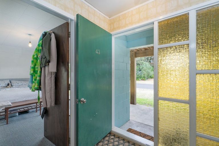 Photo of property in 43 Oyster Drive, Cooks Beach, Whitianga, 3591