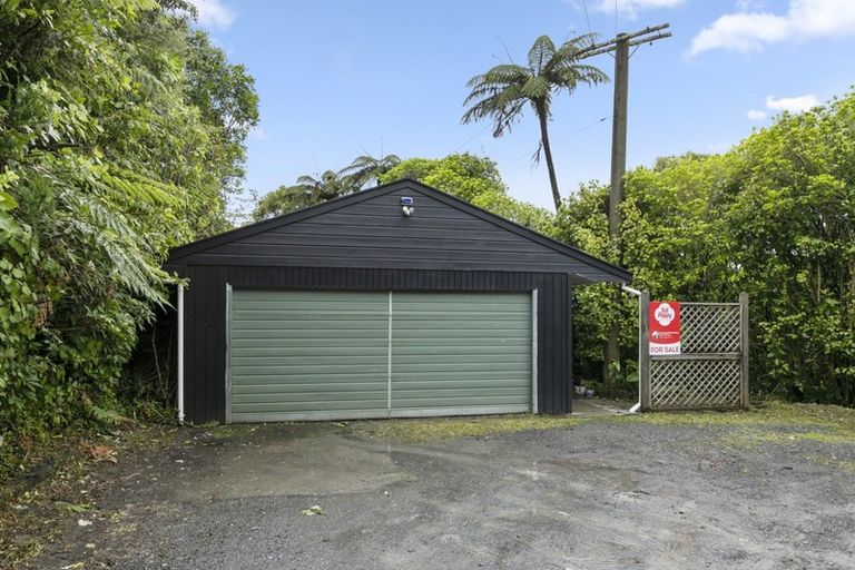 Photo of property in 156 Miromiro Road, Normandale, Lower Hutt, 5010