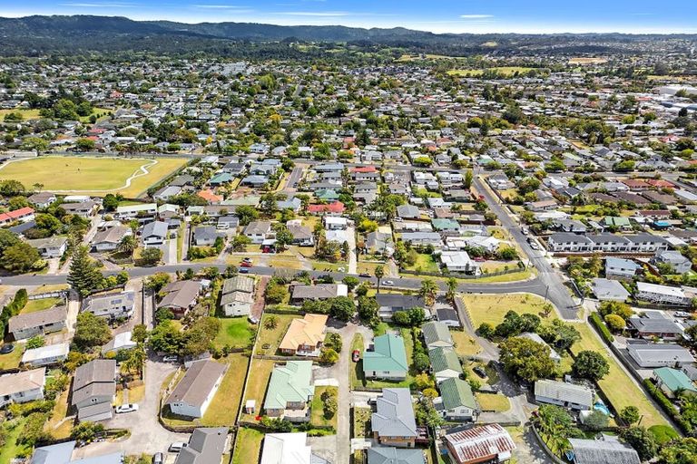 Photo of property in 16b Roick Parade, Glen Eden, Auckland, 0602