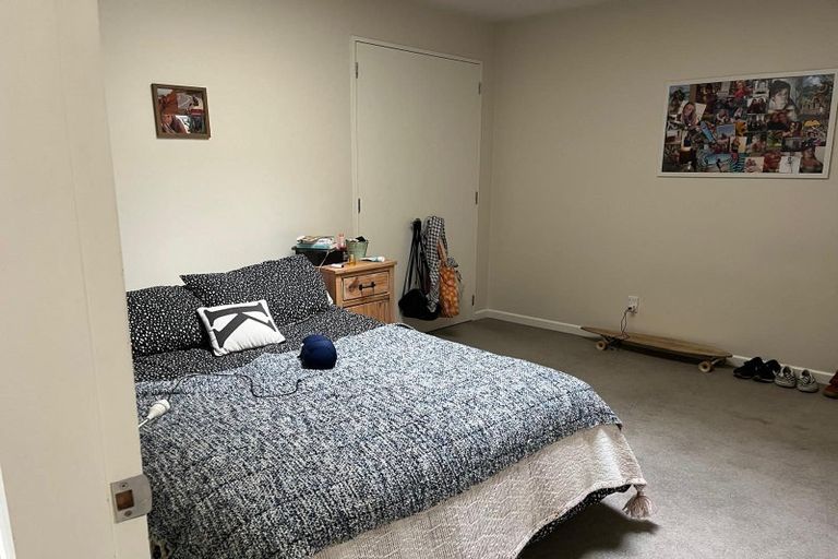 Photo of property in 25u5 Home Street, Mount Victoria, Wellington, 6011