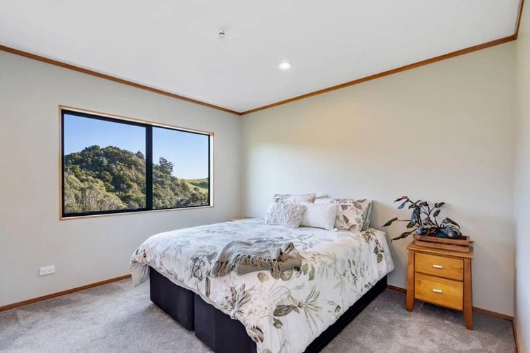 Photo of property in 1559 Pataua Road North, Pataua North, Whangarei, 0175