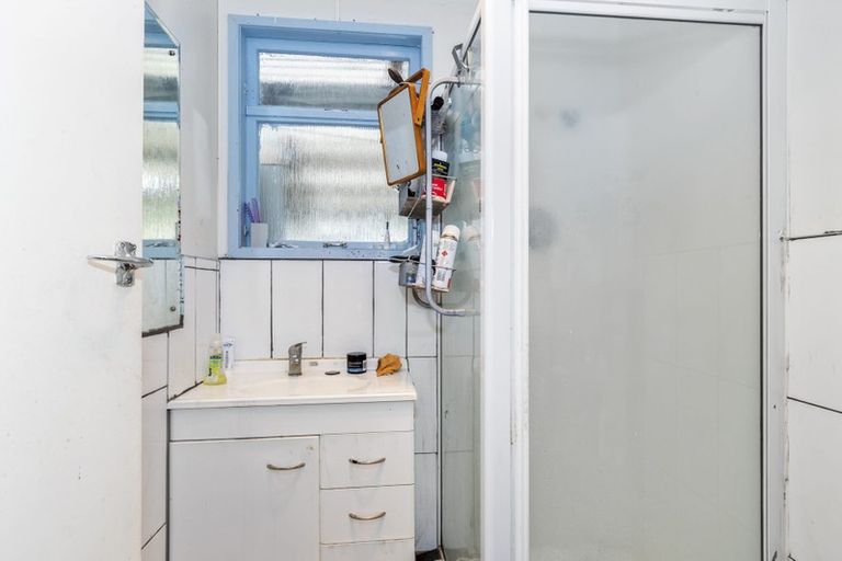 Photo of property in 5a James Cook Drive, Welcome Bay, Tauranga, 3112