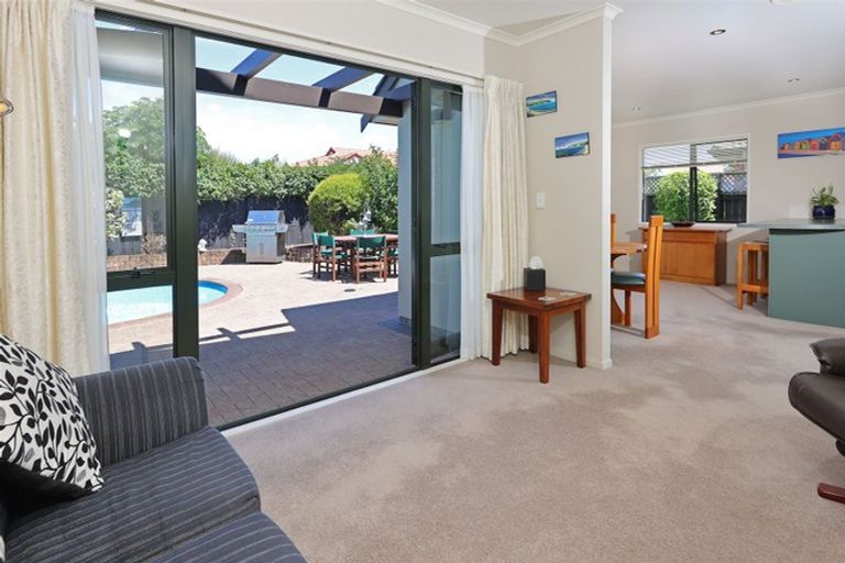 Photo of property in 3 Pippen Court, Henderson, Auckland, 0612