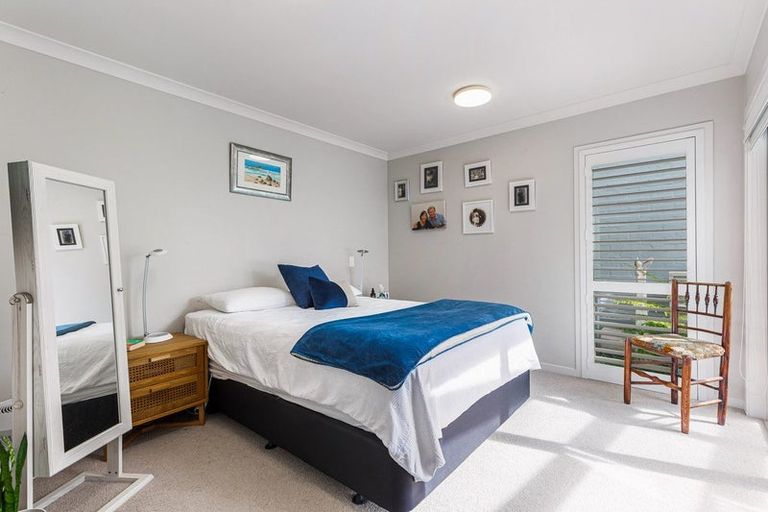 Photo of property in 4 Plantation Terrace, Orewa, 0931