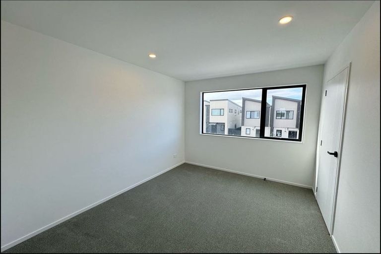 Photo of property in 26 Kiato Lane, Flat Bush, Auckland, 2019