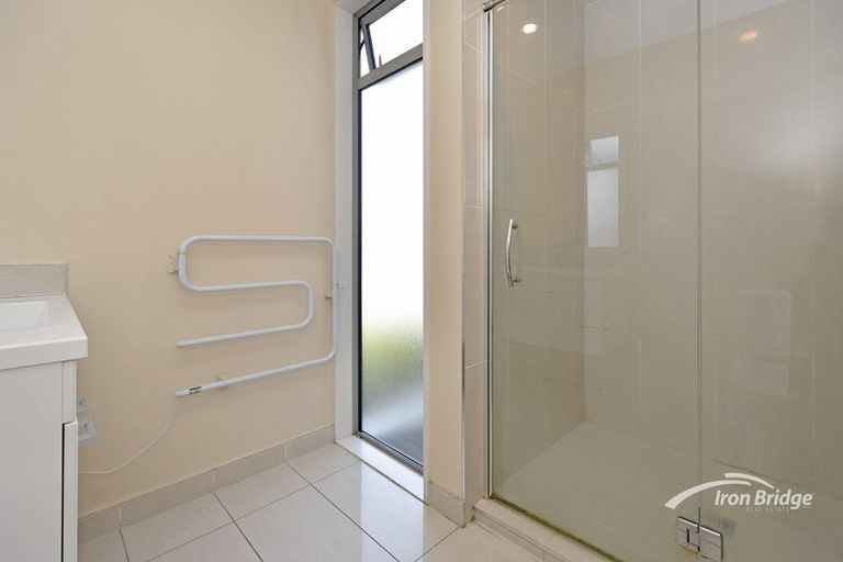 Photo of property in 34c Taramea Place, Addington, Christchurch, 8024