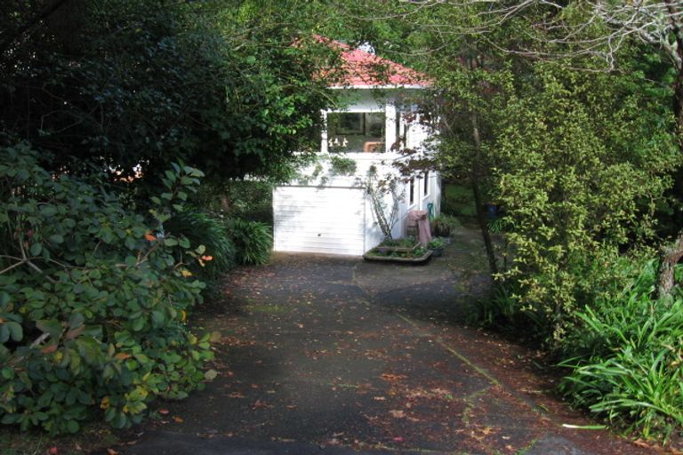 Photo of property in 308 Huia Road, Titirangi, Auckland, 0604
