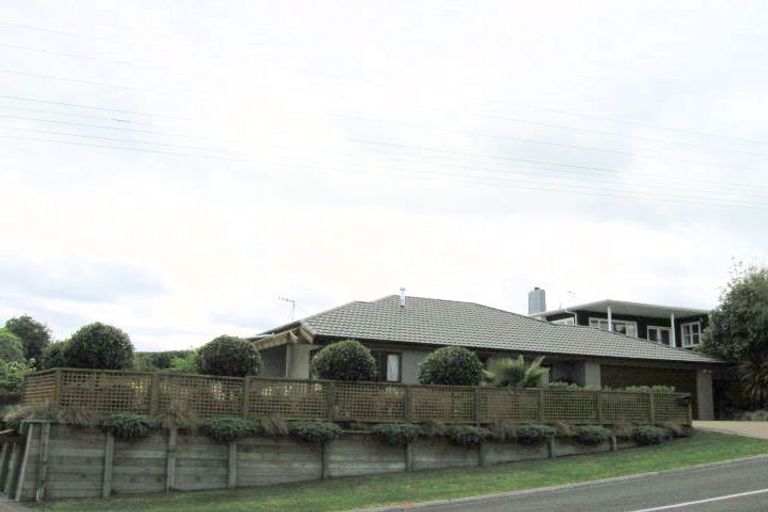Photo of property in 2/82 Taupo View Road, Taupo, 3330