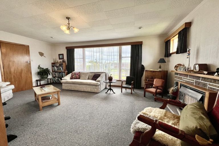 Photo of property in 24 Anglesey Place, Awapuni, Palmerston North, 4412