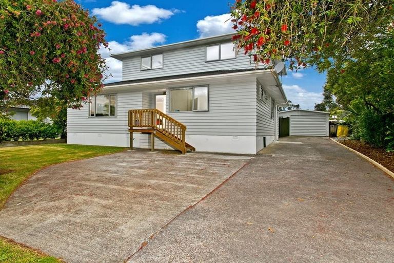 Photo of property in 115 Sunnynook Road, Forrest Hill, Auckland, 0620