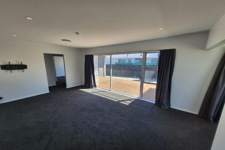Photo of property in 45 Cottonwood Street, Parklands, Christchurch, 8083