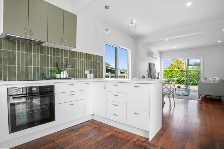 Photo of property in 46 Beach Road, Katikati, 3129