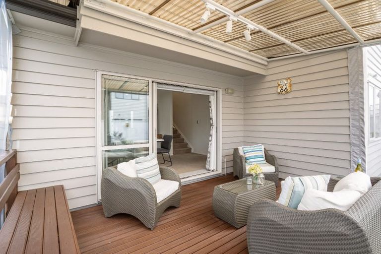 Photo of property in 126c Wellington Street, Howick, Auckland, 2014