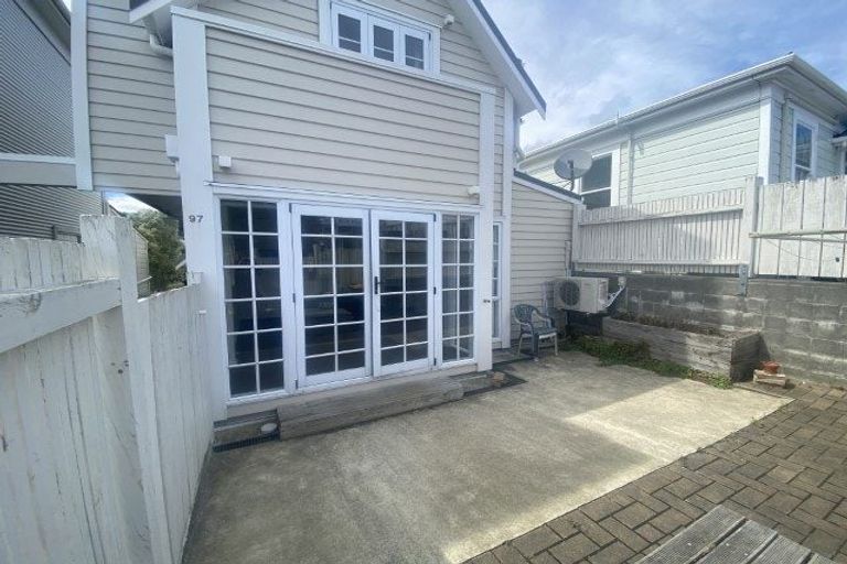 Photo of property in 97a Tasman Street, Mount Cook, Wellington, 6021