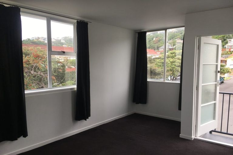 Photo of property in 127u6 Queens Drive, Lyall Bay, Wellington, 6022