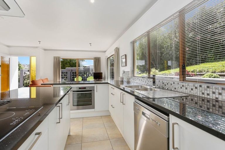 Photo of property in 54 Mayfair Crescent, Mairangi Bay, Auckland, 0630