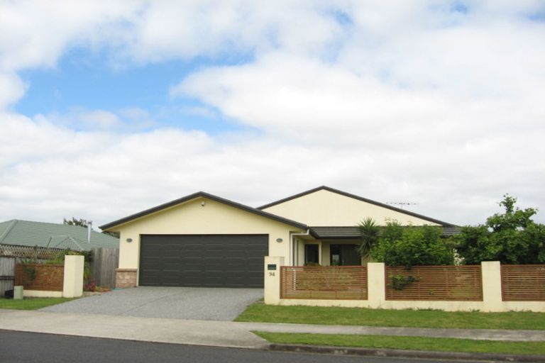 Photo of property in 51a Ridgeway Road, Pukekohe, 2120