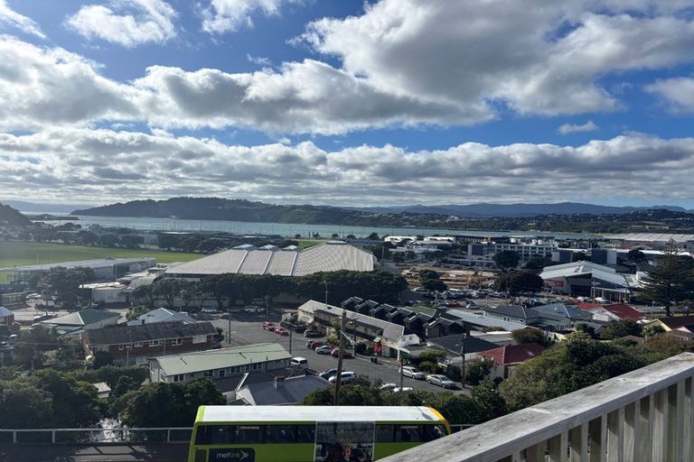 Photo of property in 2 Naughton Terrace, Kilbirnie, Wellington, 6022