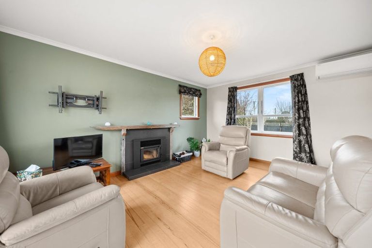 Photo of property in 22 Humphries Street, Greytown, 5712