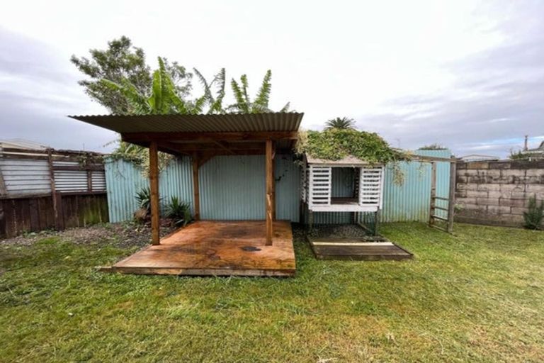 Photo of property in 36 Mckinstry Avenue, Mangere East, Auckland, 2024
