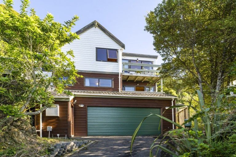 Photo of property in 27 Hauraki Street, Karori, Wellington, 6012