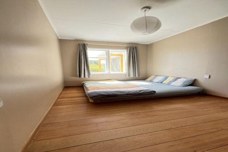 Photo of property in 103 Tireti Road, Titahi Bay, Porirua, 5022