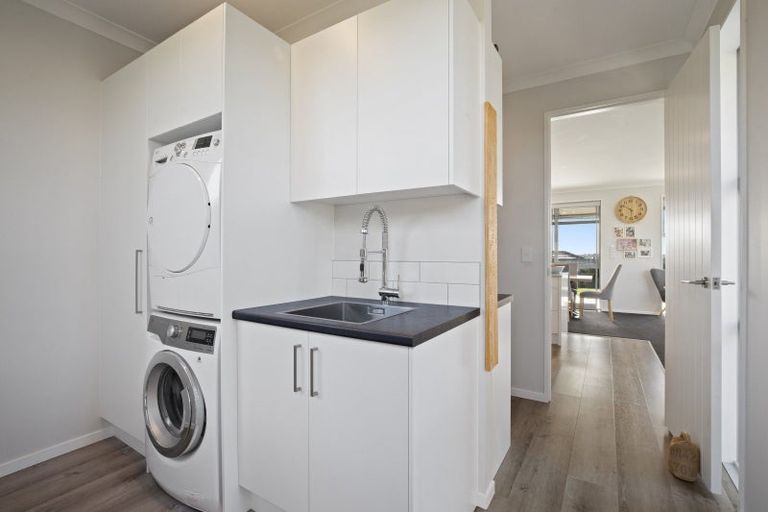 Photo of property in 120 Lisle Farm Drive, Pukekohe, 2120