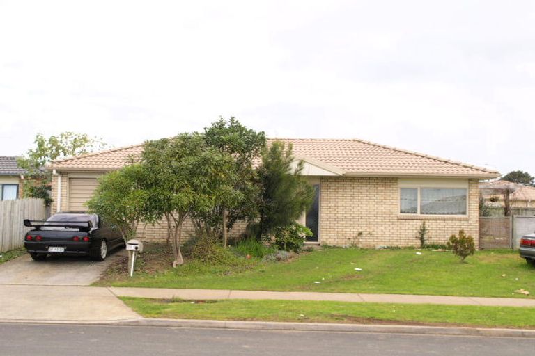 Photo of property in 9 Langiola Drive, Favona, Auckland, 2024