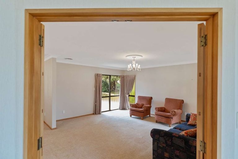 Photo of property in 5 Wanganui Road, Marton, 4710
