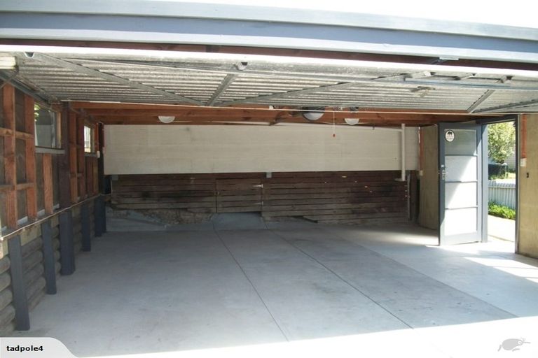 Photo of property in 24 Garton Drive, Massey, Auckland, 0614