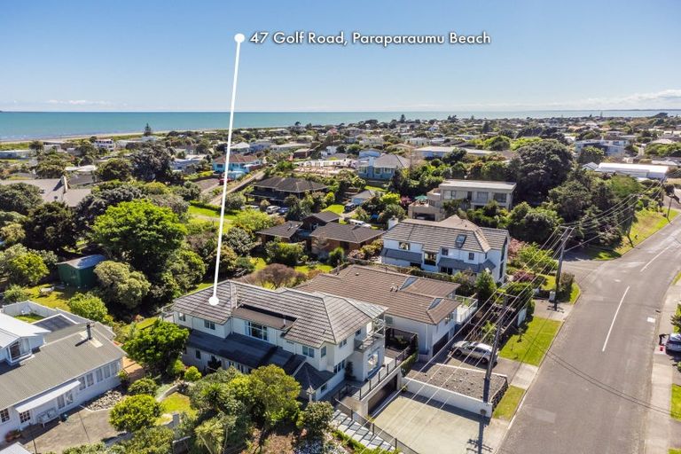 Photo of property in 47 Golf Road, Paraparaumu Beach, Paraparaumu, 5032