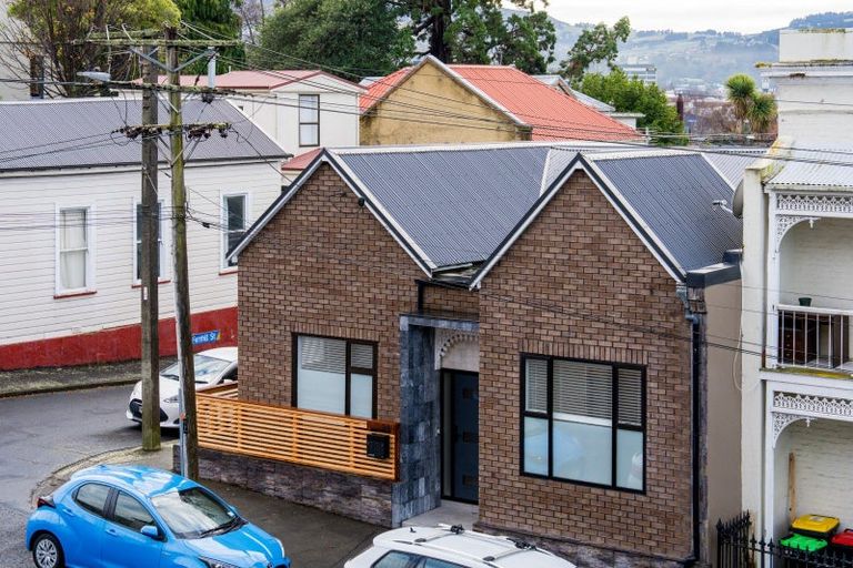 Photo of property in 24 Lees Street, Dunedin Central, Dunedin, 9016
