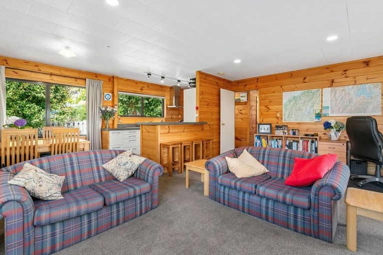 Photo of property in 48 Meadowstone Drive, Wanaka, 9305