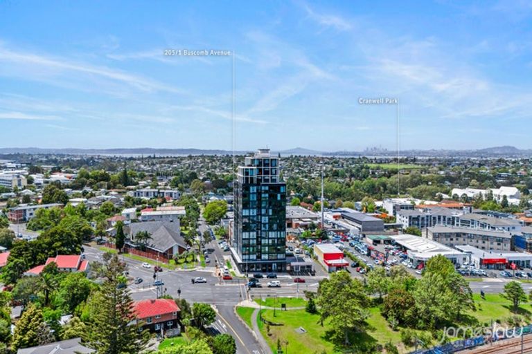 Photo of property in 205/1 Buscomb Avenue, Henderson, Auckland, 0610