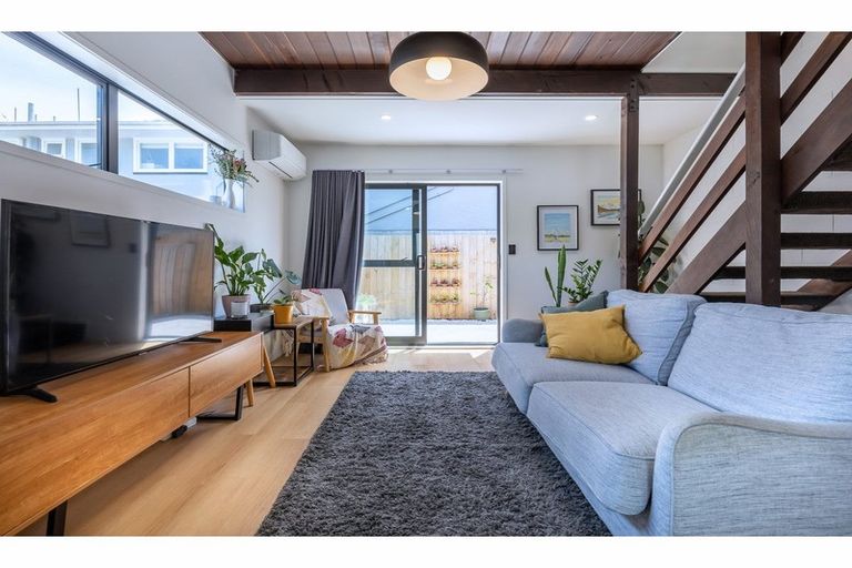 Photo of property in 8/9 Sherborne Street, St Albans, Christchurch, 8014