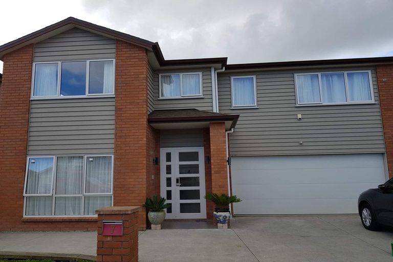 Photo of property in 7 Carrickdawson Drive, Flat Bush, Auckland, 2019
