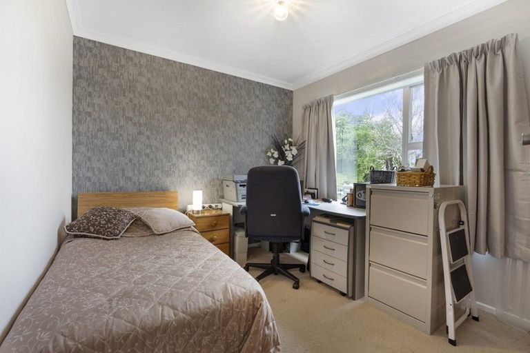 Photo of property in 4 Fox Street, Levin, 5510