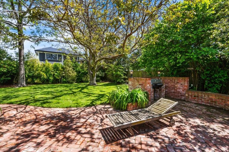 Photo of property in 111 Mays Road, St Albans, Christchurch, 8052