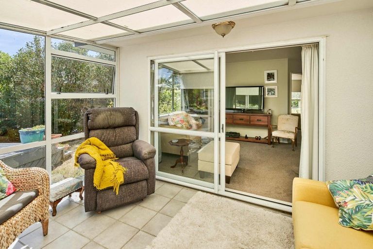 Photo of property in 9 Musket Lane, Whitby, Porirua, 5024