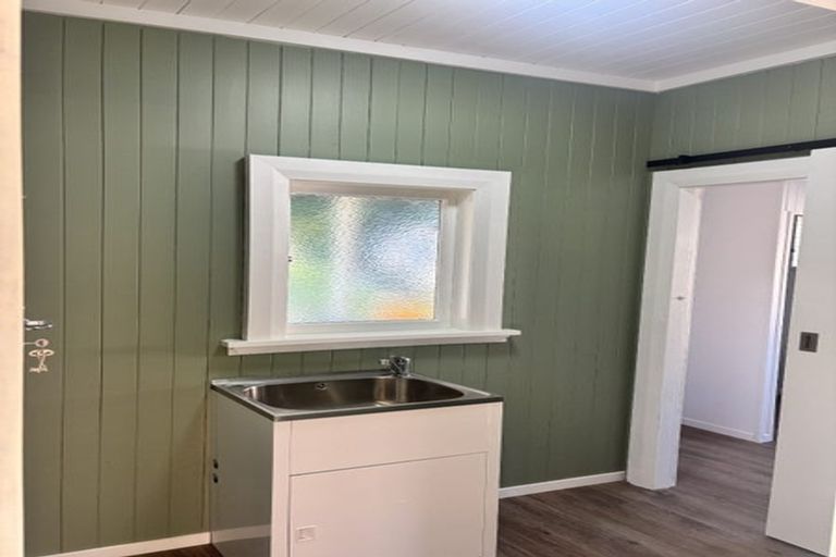 Photo of property in 18 Opoia Road, Hamilton East, Hamilton, 3216