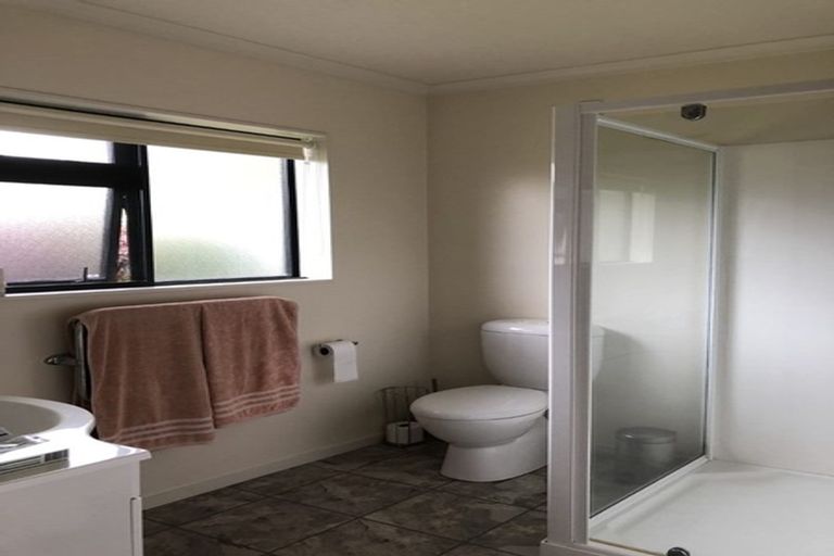 Photo of property in 6 Claremont Rise, Levin, 5510