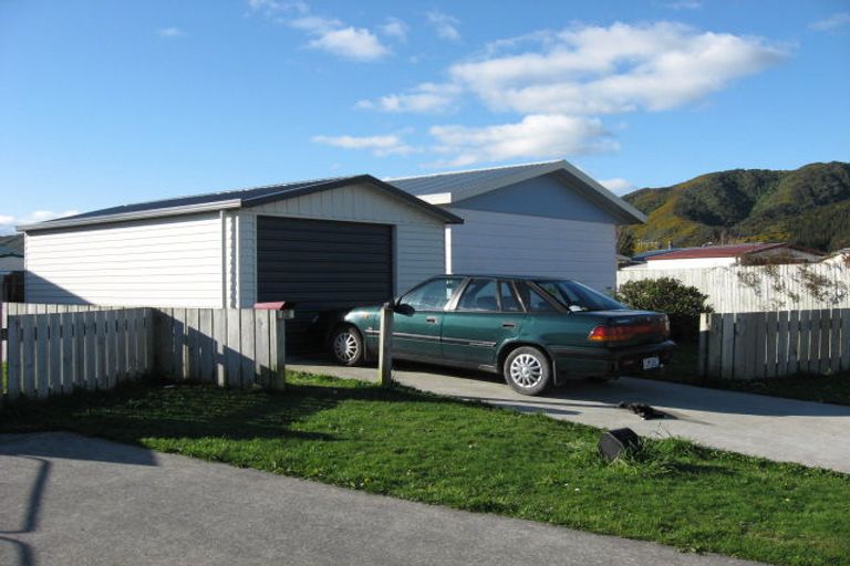 Photo of property in 14 Honey Street, Wainuiomata, Lower Hutt, 5014