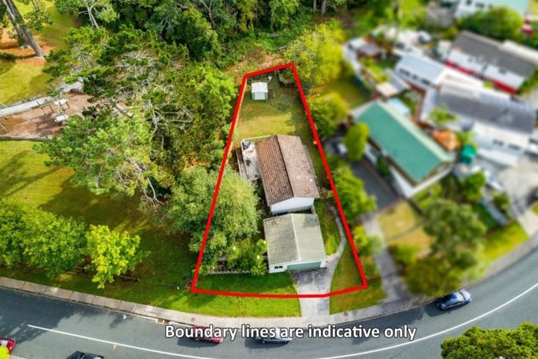 Photo of property in 90 Kemp Road, Massey, Auckland, 0614