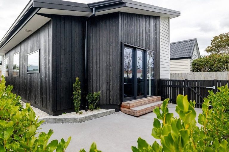 Photo of property in 16 Te Ara Matipou, Frimley, 4120