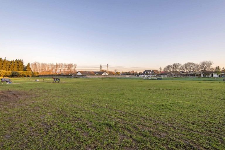 Photo of property in 43 Hawthornden Road, Avonhead, Christchurch, 8042