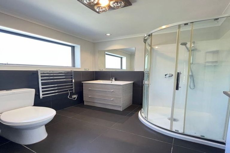 Photo of property in 11 Ngaroma House Drive, Hobsonville, Auckland, 0618