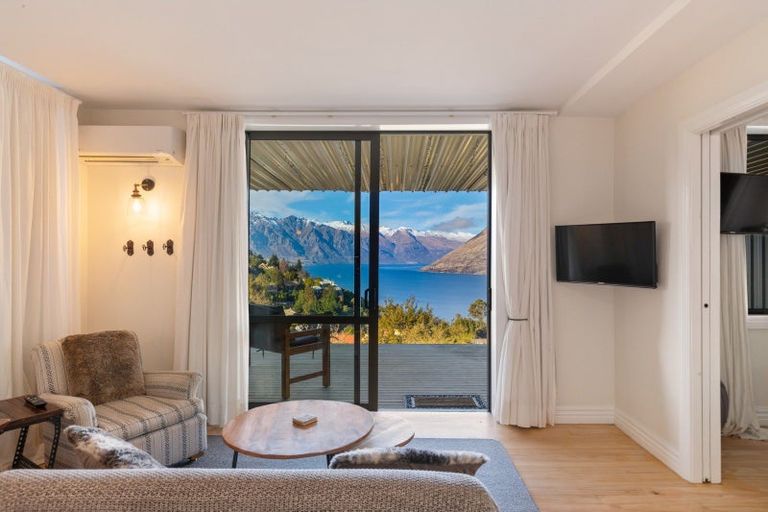 Photo of property in 58a Dart Place, Fernhill, Queenstown, 9300