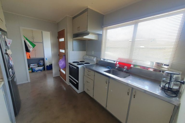 Photo of property in 52 Somerset Crescent, Highbury, Palmerston North, 4412