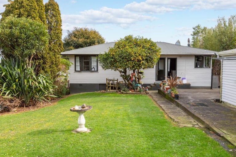 Photo of property in 78 Mclean Street, Woodville, 4920